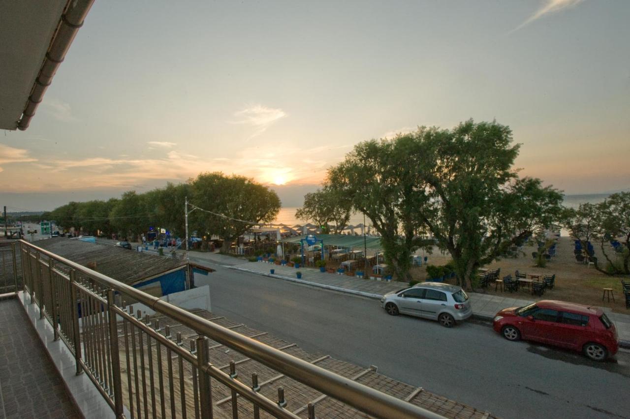 Sea Gem Apartment 1 Néoi Epivátai Extérieur photo