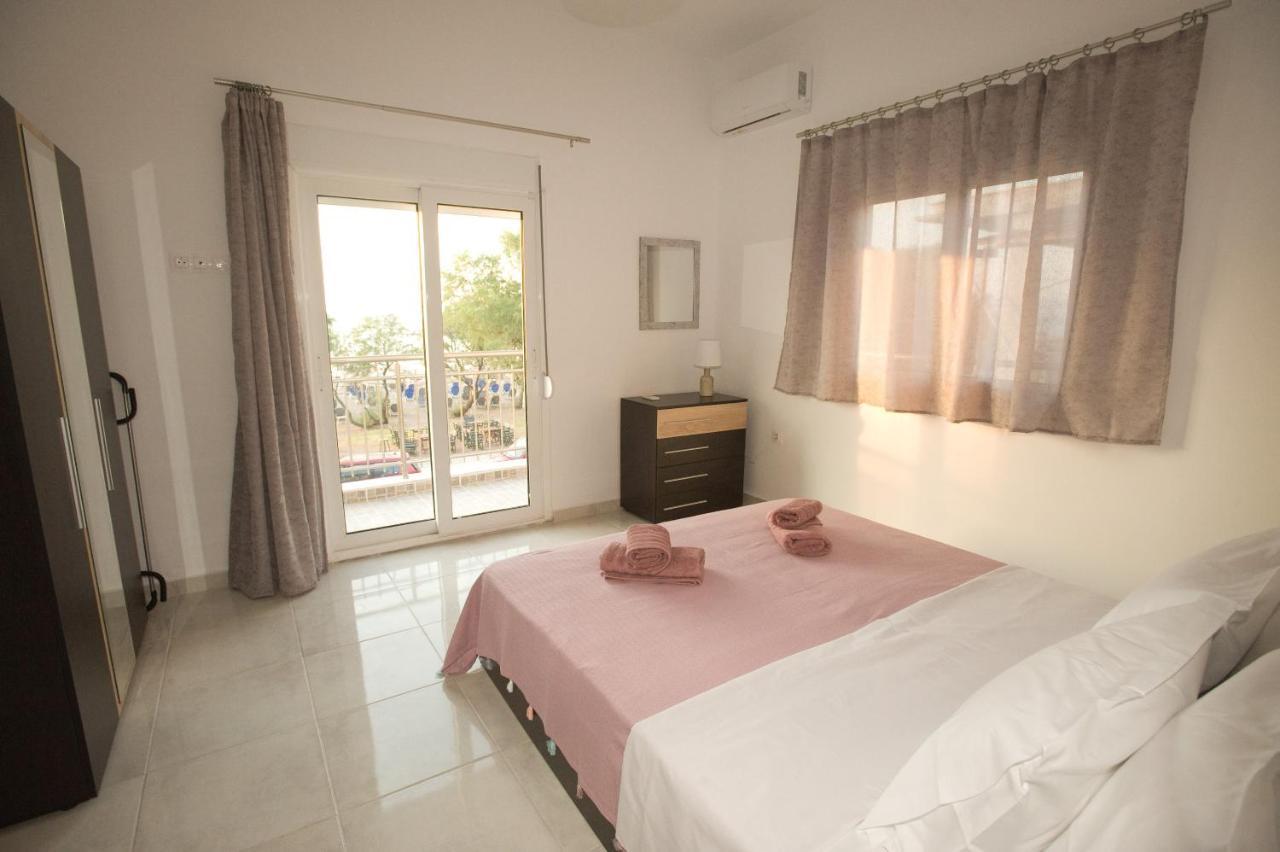 Sea Gem Apartment 1 Néoi Epivátai Extérieur photo